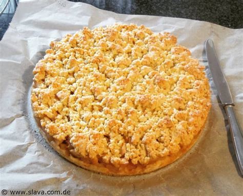 Apfel-Krümel-Kuchen Saftiger Apfelkuchen mit Zimtbutter und Streusel