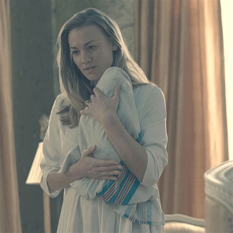 Последние твиты от the handmaid's tale (@handmaidsonhulu). The Handmaid's Tale Season 4 is coming!! Be ready to watch it!