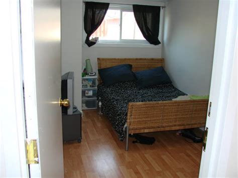 Smoke detectors work in several ways. Located a 3 MINUTE WALK down the street from NIAGARA ...