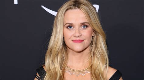 Reese Witherspoon Sparkles In Tiffany Jewels And A Little Black Dress