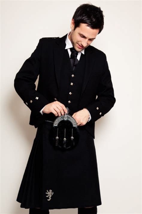 what you need to know about wearing a kilt by fraquoh and franchomme kilt outfits black kilt