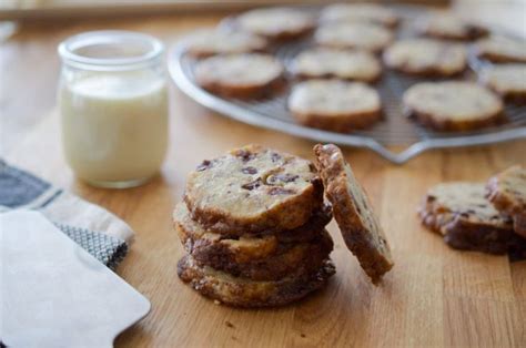 Salted Butter and Chocolate Chunk Shortbread Les cookies façon Alison
