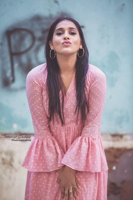 Actress Rashmi Gautam Latest Hot Photoshoot