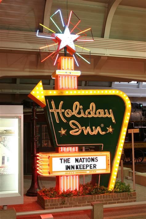 Holiday Inn "Great" Sign, circa 1960 - The Henry Ford