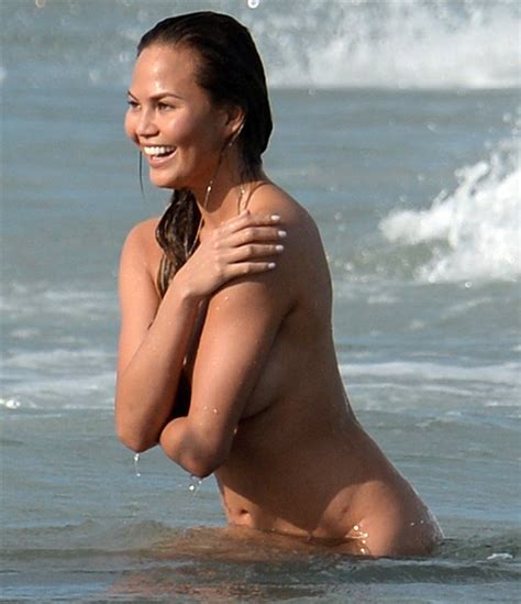 Hot Chrissy Teigen Candid Nude Beach Photos Jihad Celeb