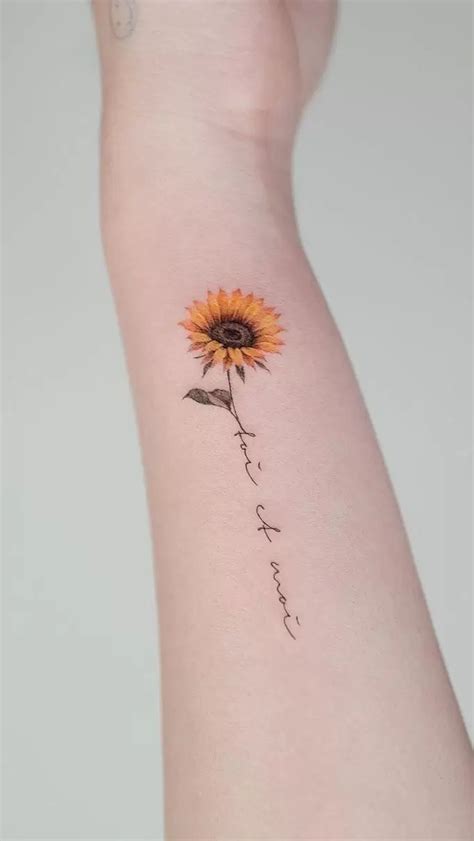 Aggregate More Than Sunflower Tattoo Minimalist Super Hot In
