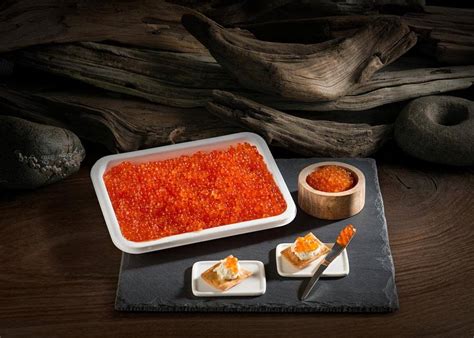 To download this image, create an account. Salmon Roe Mail : Balzer Salmon Roe Streamer 4 Pieces ...