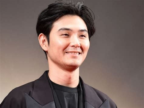 The site owner hides the web page description. 松田龍平＆母・美由紀の2ショットに「カップルみたい」と話題 ...