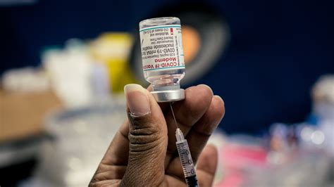 The Pfizer And Moderna Vaccines Are 94 Percent Effective At Preventing