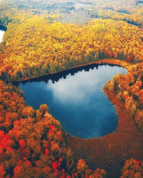 Heart Shaped Lake 💙 Ontario Canada Photo By Jayeffex Naturegeography Beautiful Nature