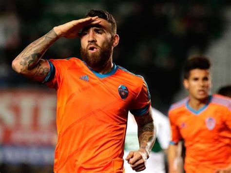 Nicolas Otamendi Bolsters Manchester City Armada for Everton Trip