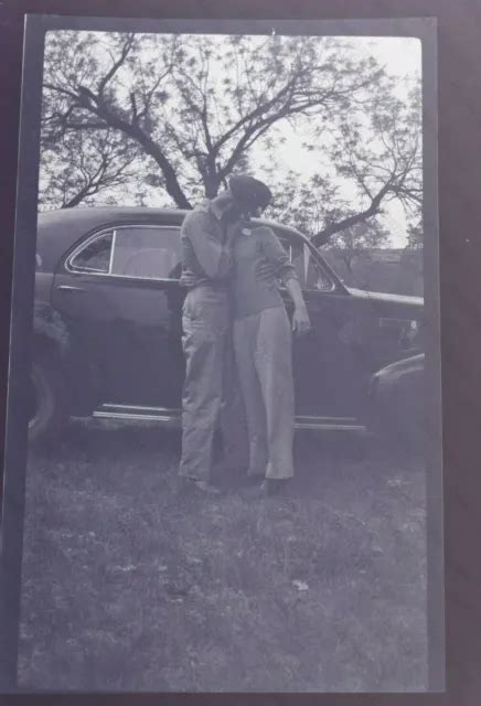 1940s Candid Of Kissing Couple Vintage 3 X 45 Negative 1ic12 999 Picclick