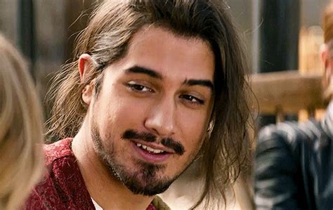 Avan Jogia As Berkeley In Zombieland Double Tap To The 🌙 And To 🪐