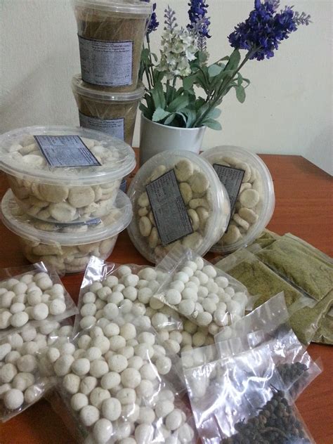 Just info.bedak sejuk bagus utk melegakan demam. ibu&baby's shoppe: Produk Kampung: Param, Pilis, Jamu ...