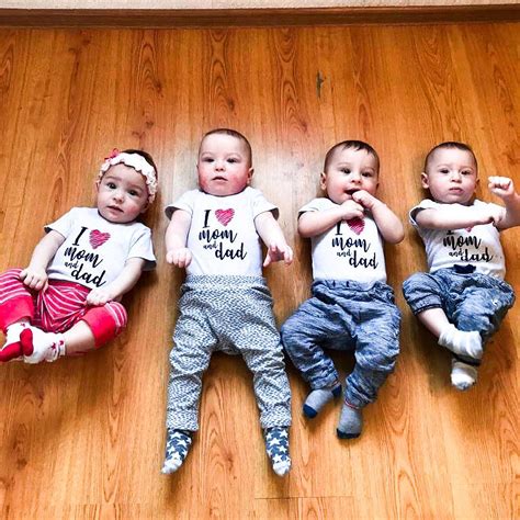 Quadruplet Babies Become Instagram Stars Viraltab
