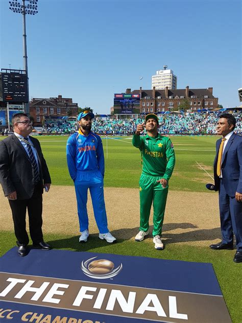 Ct 2017 Final India Wins Toss To Field First Sambad English