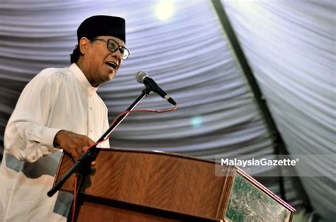 We did not find results for: JIKA TAN SRI KHALID IBRAHIM DIJADIKAN CONTOH MENTADBIR ...