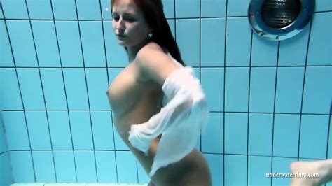 Silvie Hot Underwater Babe