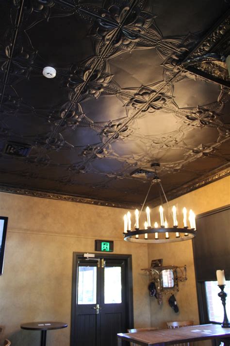 Makers of fine pressed tin ceiling panels. Pressed tin ceiling - add drama by painting panels a dark ...