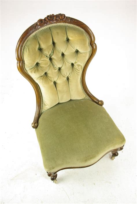 An amazing matching 3 piece victorian parlor set made by well known furniture maker john henry belter. Victorian Parlor Chair, Antique Carved Walnut Ladies Chair ...