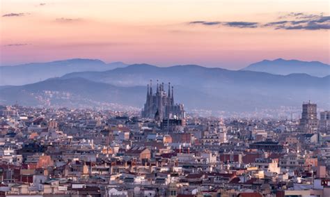 Hier findet ihr die top barcelona sehenswürdigkeiten im überblick. Barcelona - Top 10 Sehenswürdigkeiten - Tipps für den ...