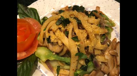 Add to the bowl with their beans are always fresh. Delicious! VEGAN Stir Fried Fresh Garbanzo Bean Noodles ...