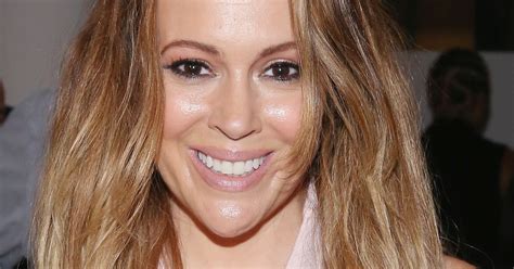 Alyssa Milano Has A Pixie Haircut That Will Remind You Of Her Charmed Days — Photo
