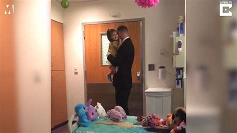 Watch Dad Dances With Daughter After Her First Round Of Chemo Metro