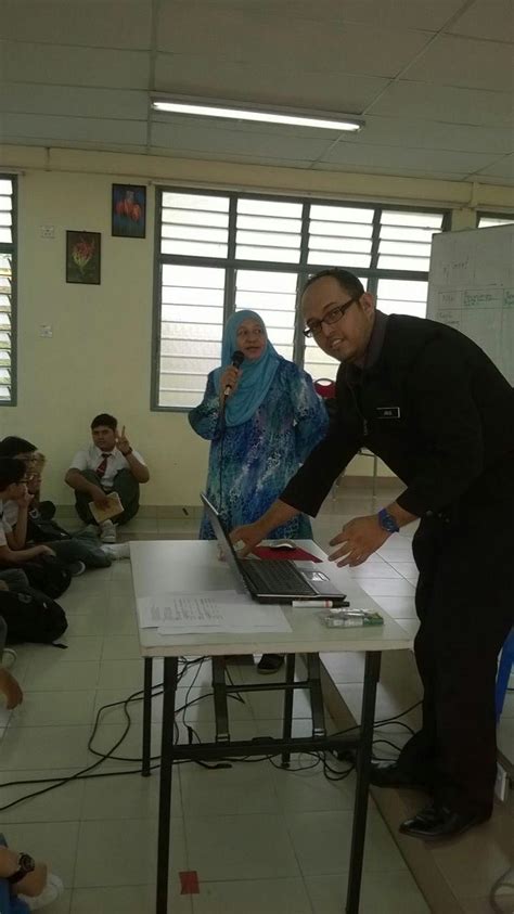 Tun hussein onn highway, part of the penang bridge, penang. Cikgu Jalil & Cikgu Hayati: Ceramah di SMK Bandar Tun ...