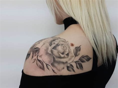 Cool Rose Shoulder Tattoo Ideas Inspiration Guide