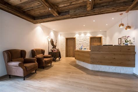 Hotel Garni Gardena A S Cristina Val Gardena Dolomiti