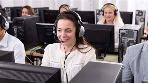 Simple Tips To Reduce Call Center Attrition Guide
