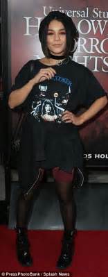 Vanessa Hudgens Rocks Grungy Goth Chic Daily Mail Online
