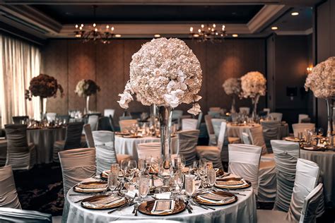 Terminal City Club And Vancouver Art Gallery Wedding