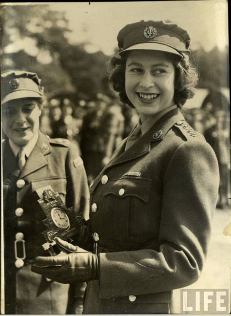 'our thoughts and prayers are with queen elizabeth and the people of the united kingdom at this time.' reflecting their love in her diamond jubilee speech to parliament in 2012, the elizabeth said: 30 Rare and Stunning Vintage Photos of a Young Queen Elizabeth II in the 1940s and 1950s ...