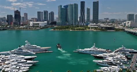Igy Yacht Haven Grande Miami Superyacht Stories