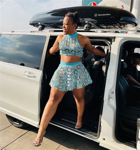 Watch Zodwa Wabantu Beats Up Fan Who Touched Her Assets On Stage