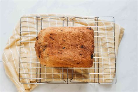 Bread Machine Cinnamon Raisin Bread Recipe
