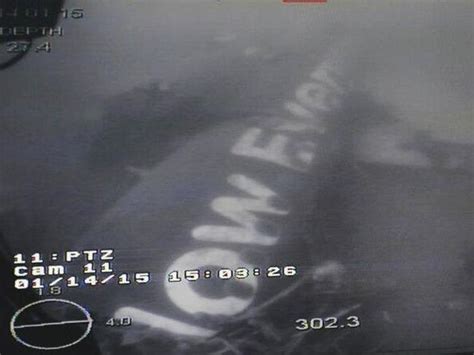 Airasia Flight Qz8501 Recovery Crews Suspect They Have Found Crashed Jets Cockpit Engine