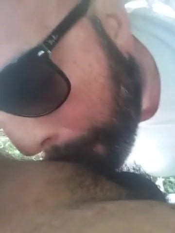 Бородатый белый мужик осушает мой член xHamster