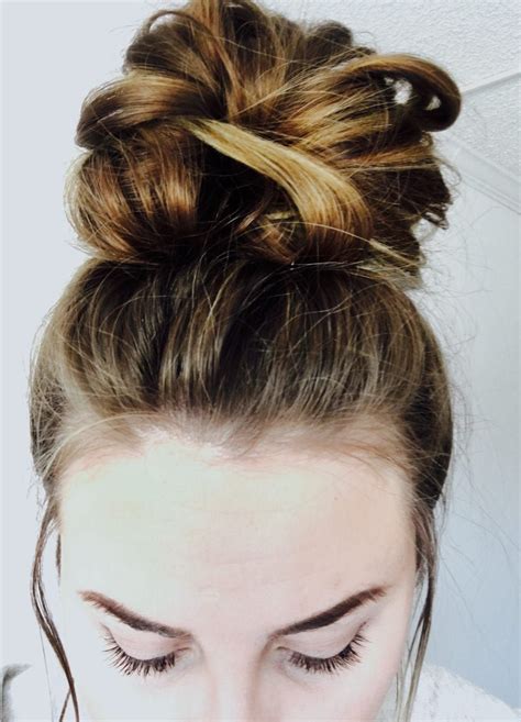 5 Step Messy Top Knot Easy Messy Bun Messy Curly Bun Messy Ponytail