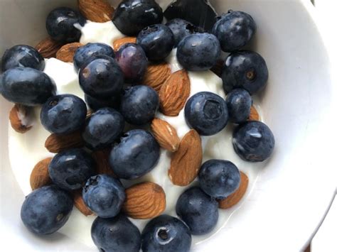 Almonds And Blueberries Yogurt Snack Recipe And Nutrition Eat This Much