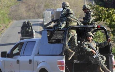 Policía Michoacán Marina Y Ejército Realizan Operativo En Los Reyes