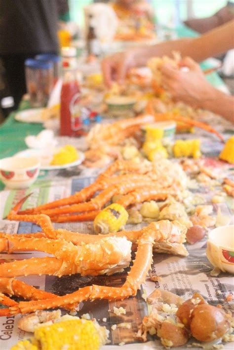 How To Have Your Own Low Country Crab Boil Party Mama Loves Food