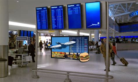 Digital signage tv displays are ideal for lobbies, meeting rooms, hospitality, schools, health care, retail stores, food outlets and shopping malls. #tucanaglobal: The digital signage Board display at ...