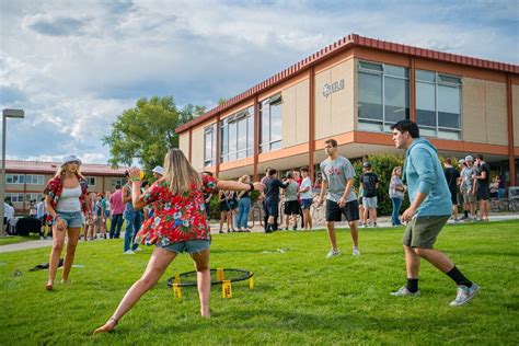 overnight college visit preview days western colorado university