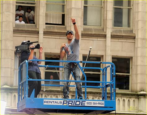 Photo Enrique Iglesias Today Show Performance Photo