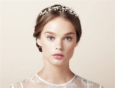 15 eye catching bridal hair accessories headpiece jewelry hair accessories pearl hair