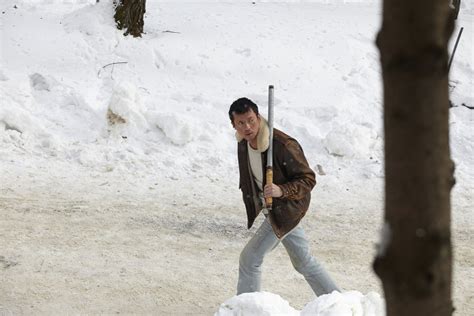 A mystery thriller about yoo jin, who was missing for 25 years, returning home and her brother seo jin who feels suspicious of her and the things that happen within the family. Intruders - Korean Movie - AsianWiki