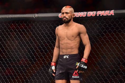 Shop for him latest apparel from the official ufc store. Deiveson Figueiredo Biography- MMA fighter, UFC, Salary ...